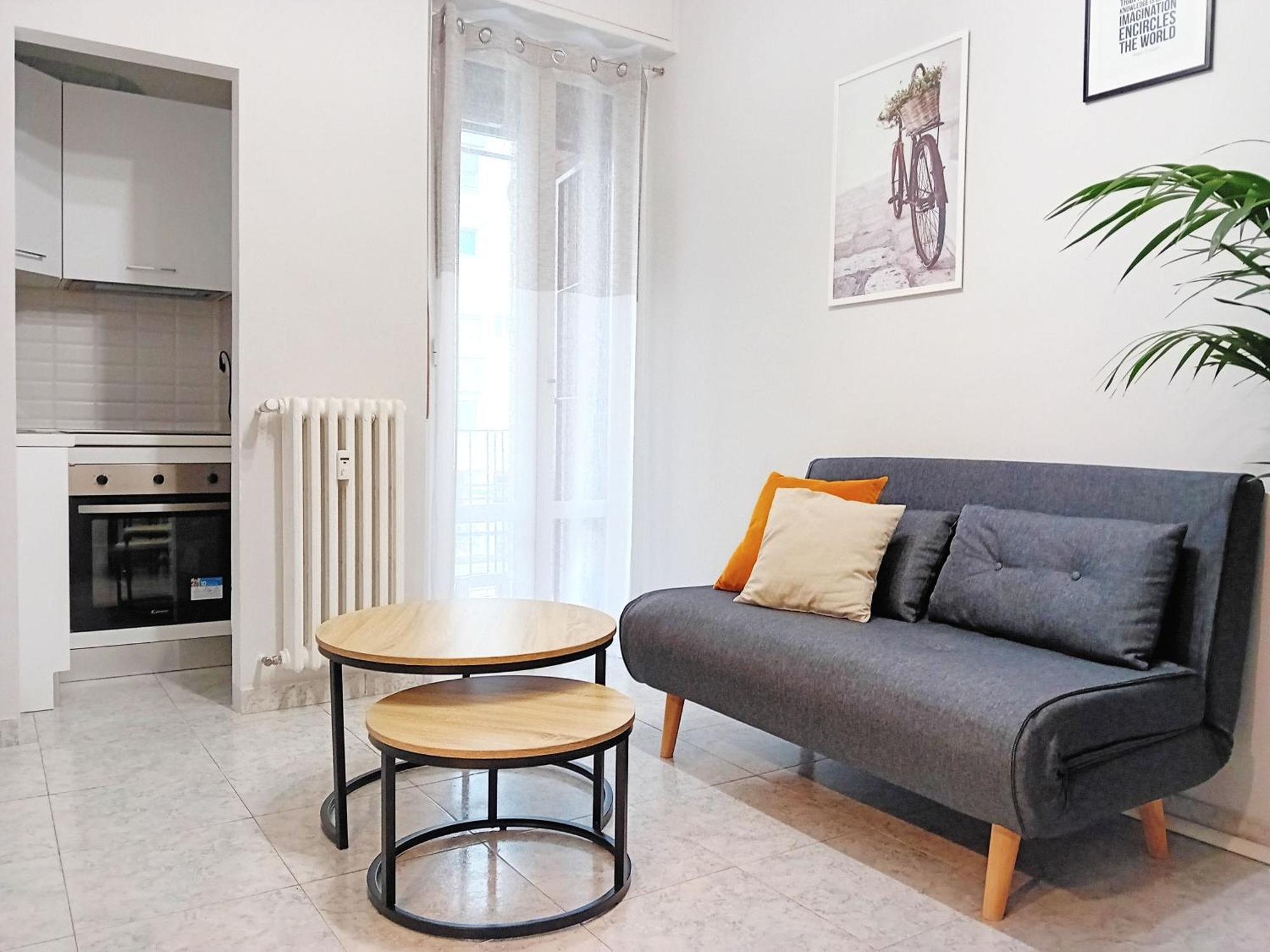10 Min Duomo Free Parking Wifi Ac Apartment - Milan — Photos 2