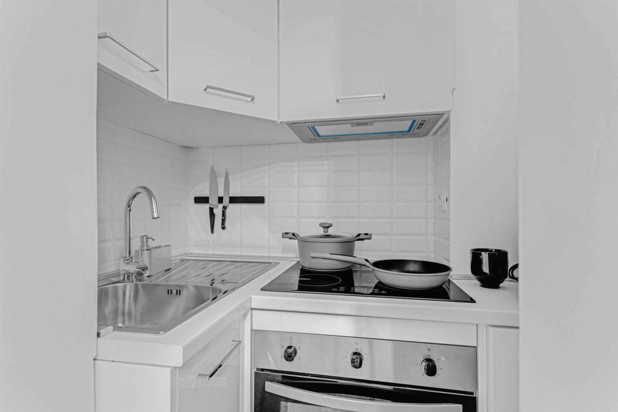 10 Min Duomo Free Parking Wifi Ac Apartment - Milan — Photos 3